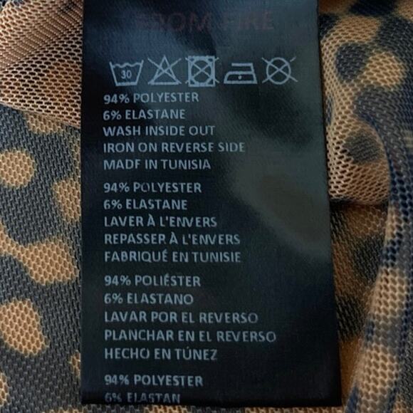 Urban Outfitters Orange Black Poster Print Mesh Button Crop Shirt Blouse Top XS - Picture 5 of 5